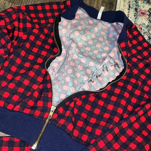 Cute checkered said cropped top jacket and a pencil skirt - Picture 3 of 6